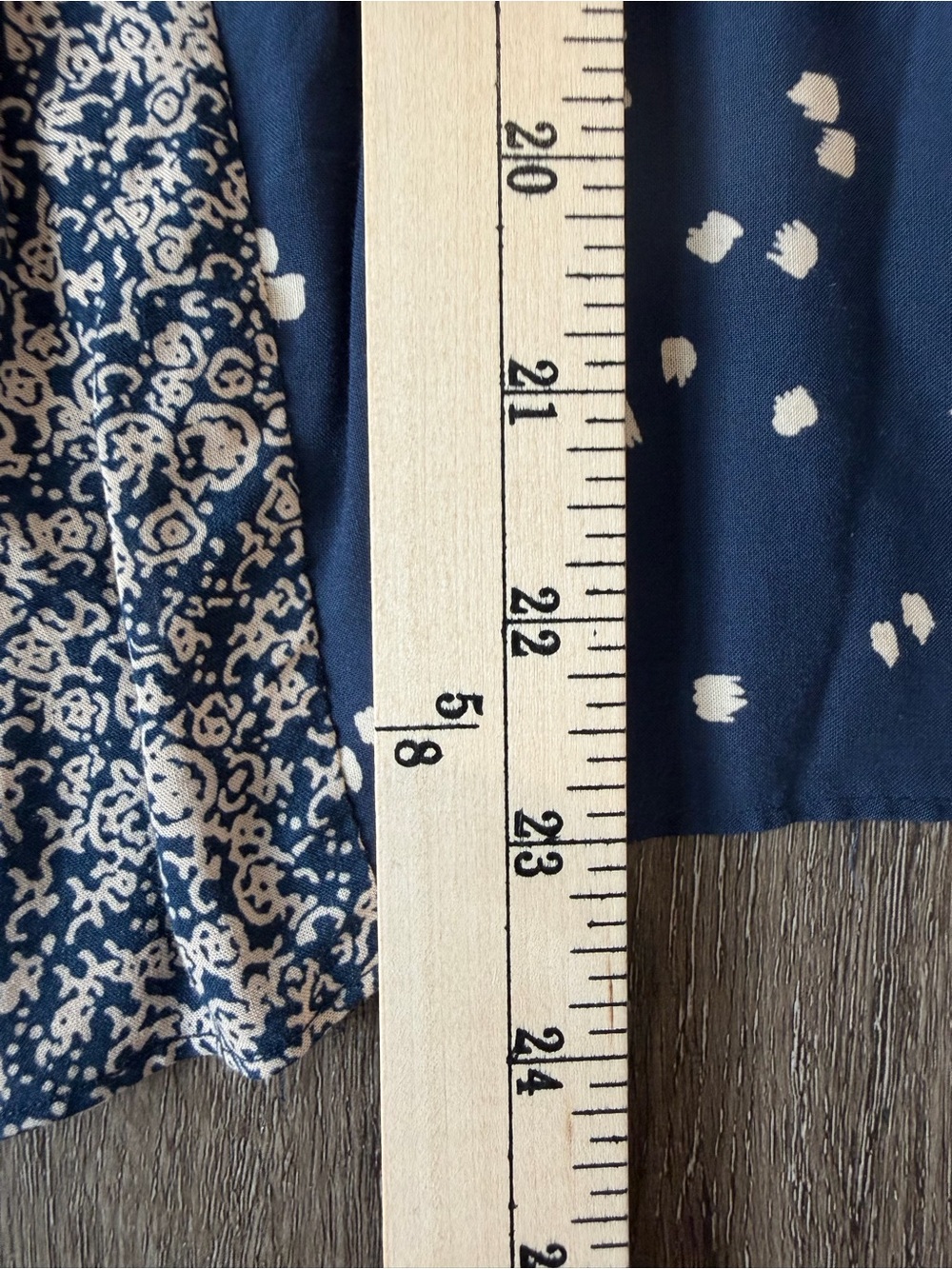 Anthropologie- Maeve Navy Mixed Floral & Dot Button-Up Blouse (0) - Picture 10 of 11